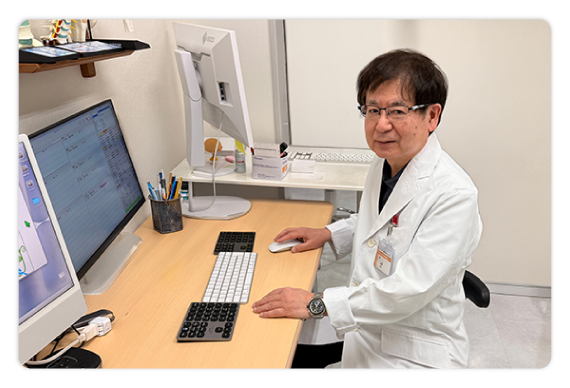 整形外科専門医の院長による診察の様子